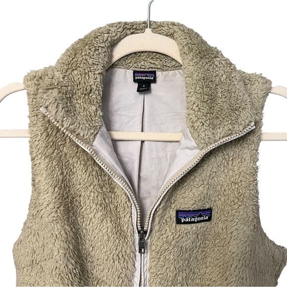 Patagonia Women’s Los Gatos Sherpa Vest Beige Small Cozy Layer Outdoor Hiking - Picture 3 of 5